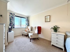 Bedroom- click for photo gallery